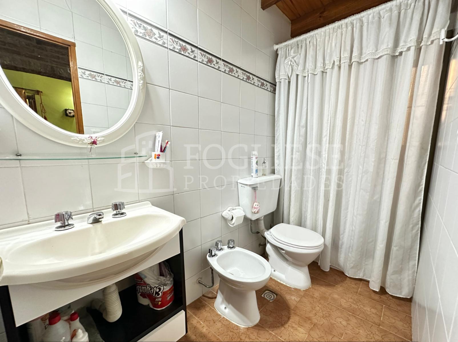 DUPLEX 3 AMBIENTES EN VENTA C/PATIO PARRILLA Y COCHERA — foto 4