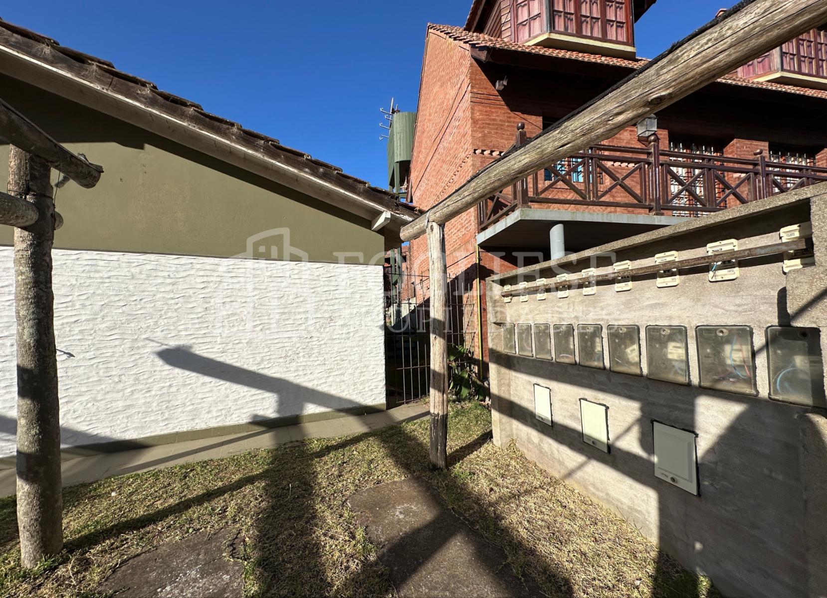 Complejo en venta de 9 unidades a mts del mar - 13