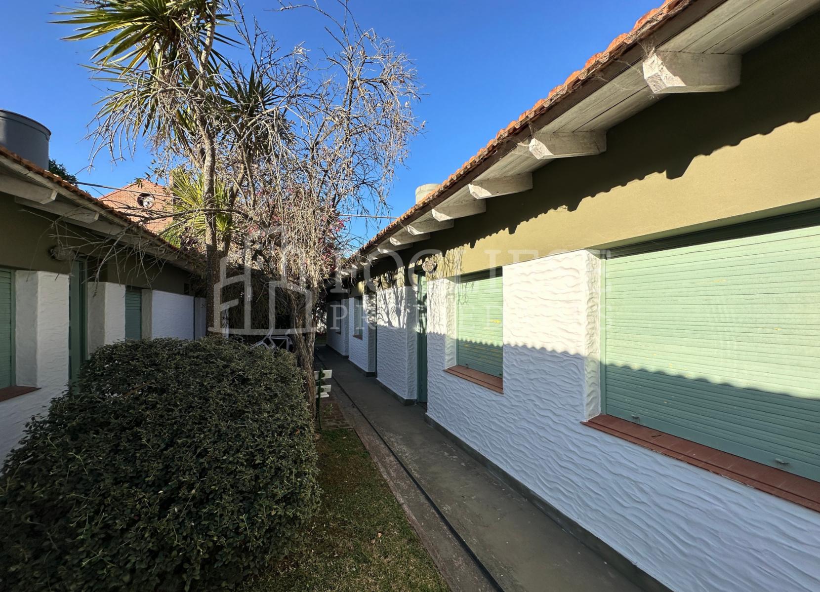 Complejo en venta de 9 unidades a mts del mar - 41