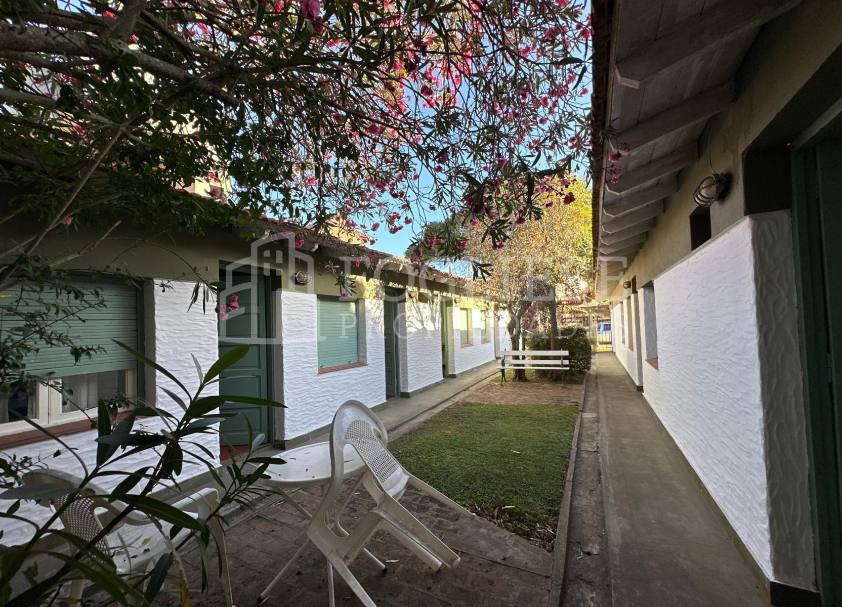 Complejo en venta de 9 unidades a mts del mar - 59