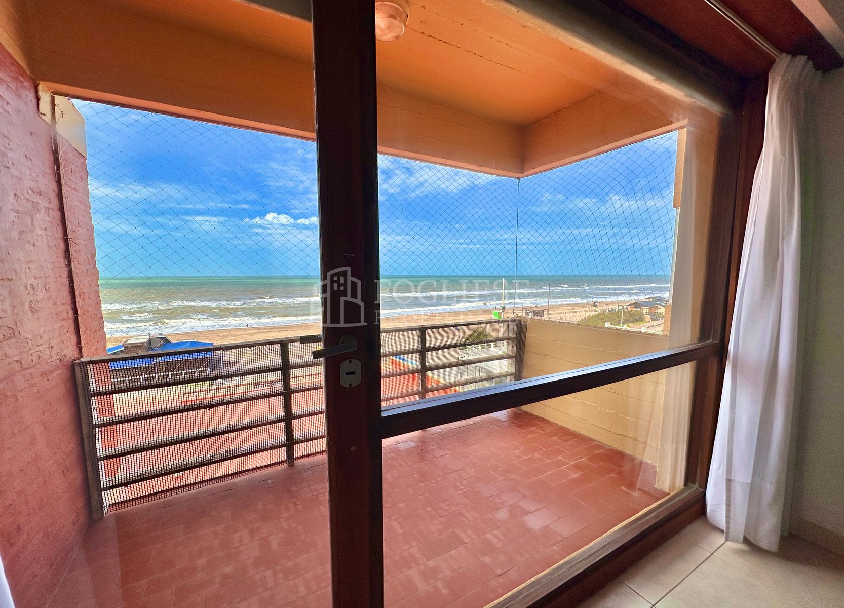 Departamento de 3 ambientes con cochera frente al mar — foto 14