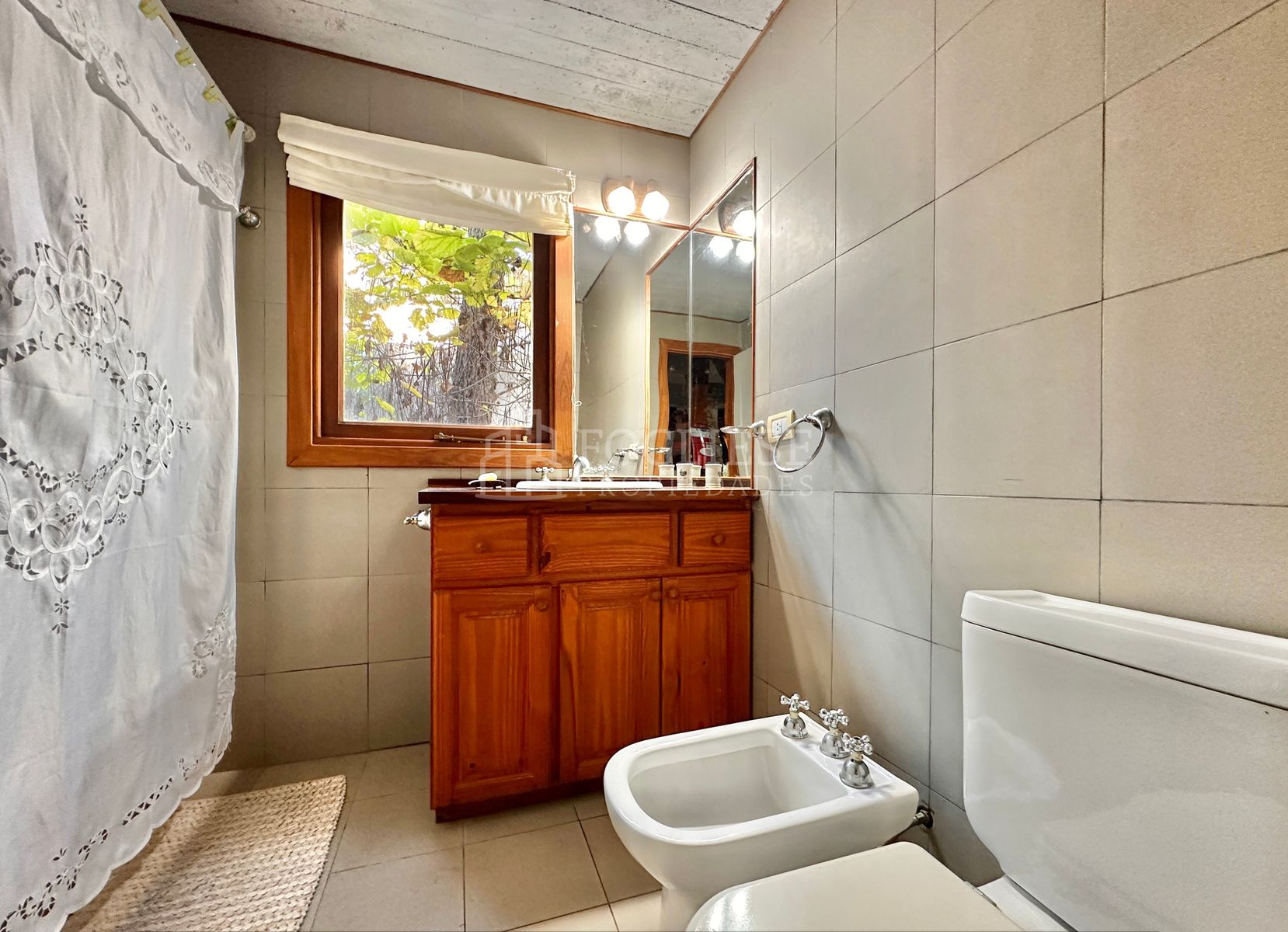 Excelente Casa de 4 ambientes en Mar de las Pampas — foto 6