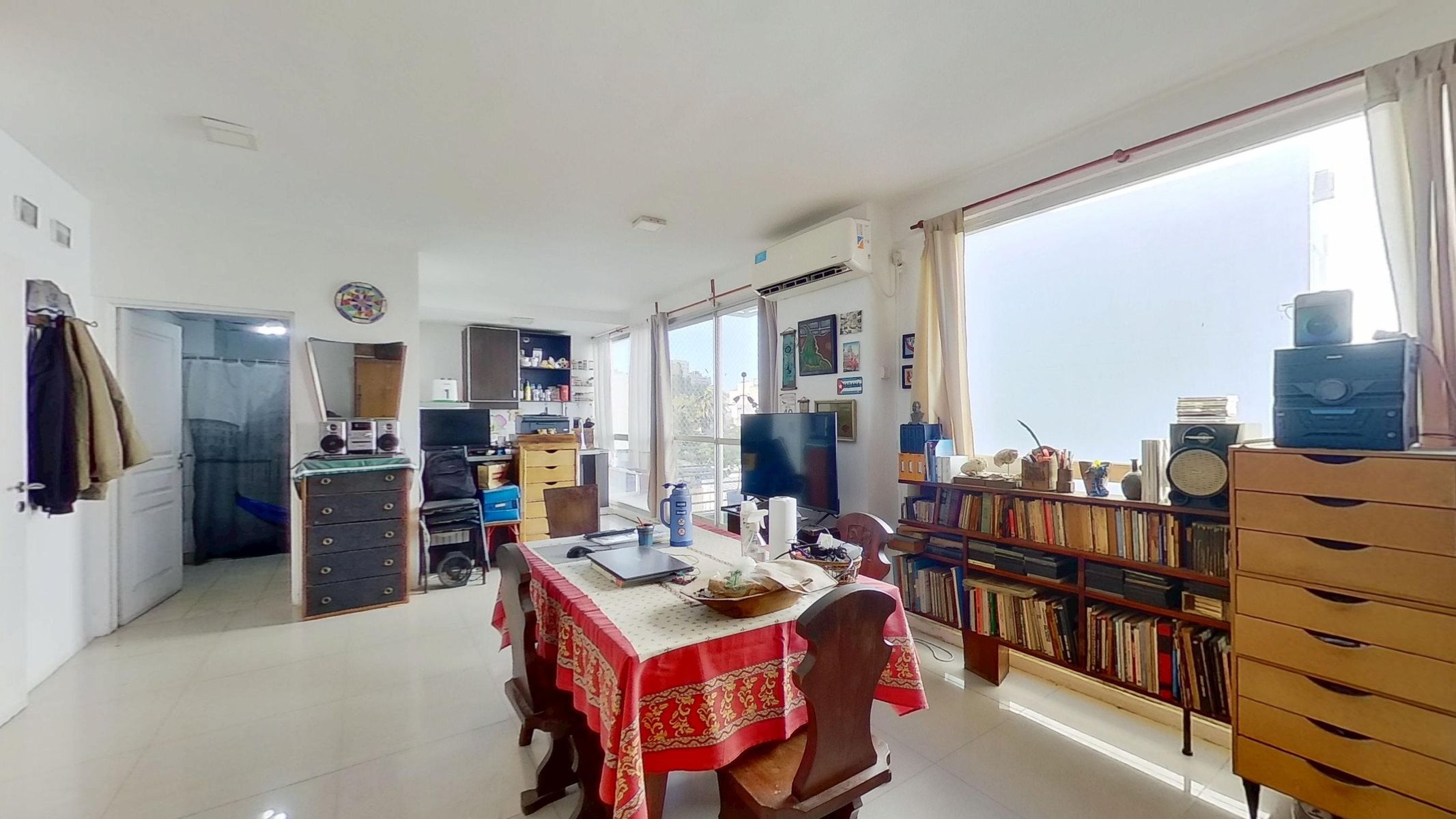 DEPARTAMENTO MONOAMBIENTE DIVISIBLE C/BALCÓN — foto 2