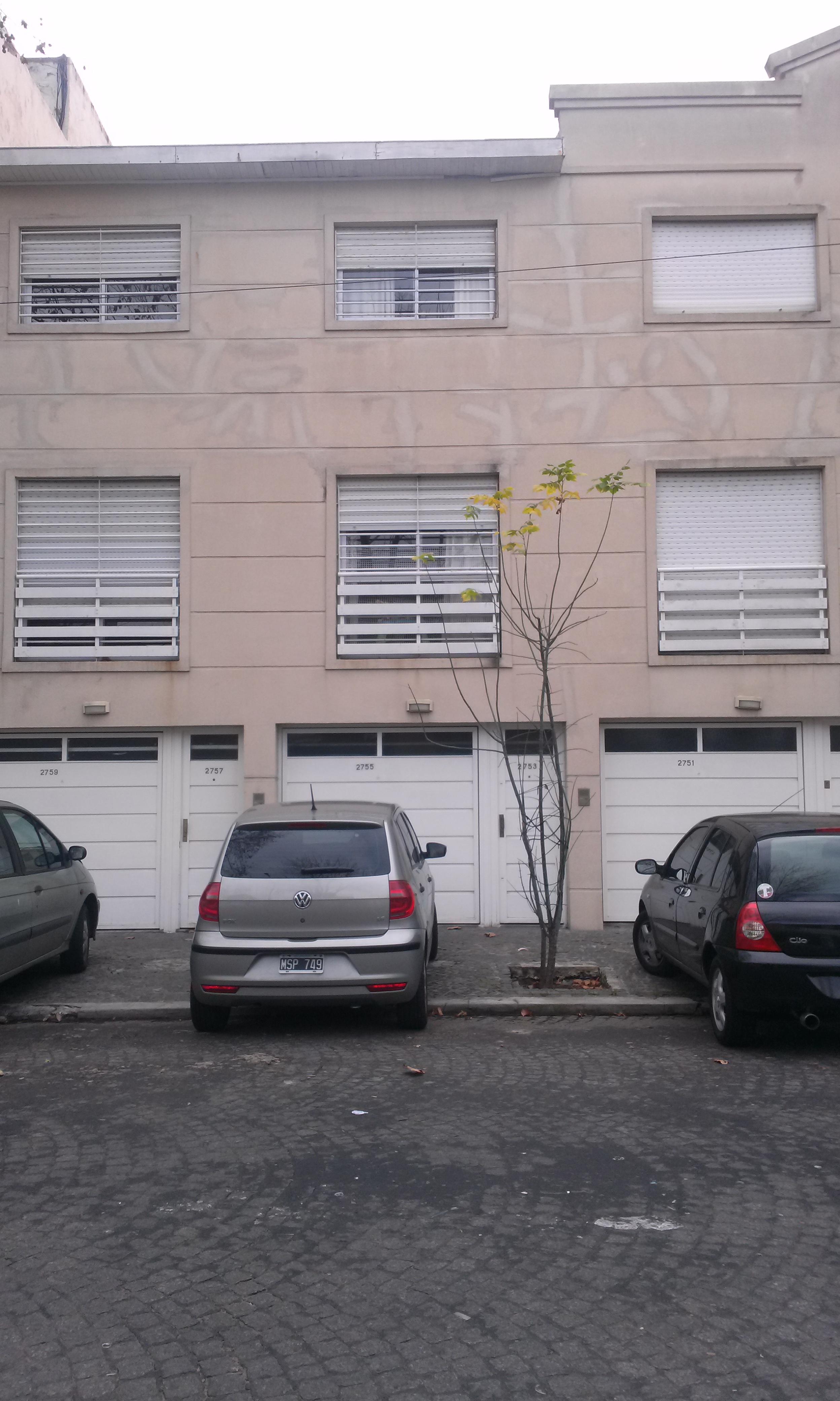 DUPLEX
