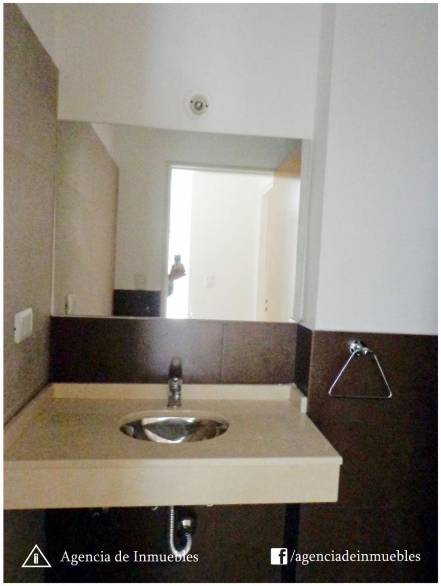 Vende: Dpto Semipiso 2 Dorm., 2 Balcones, 2 Baños / Nueva Cordoba — foto 9