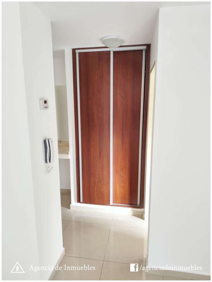 VENDE: Departamento 1 Dormitorio con Balcón / CENTRO — foto 9