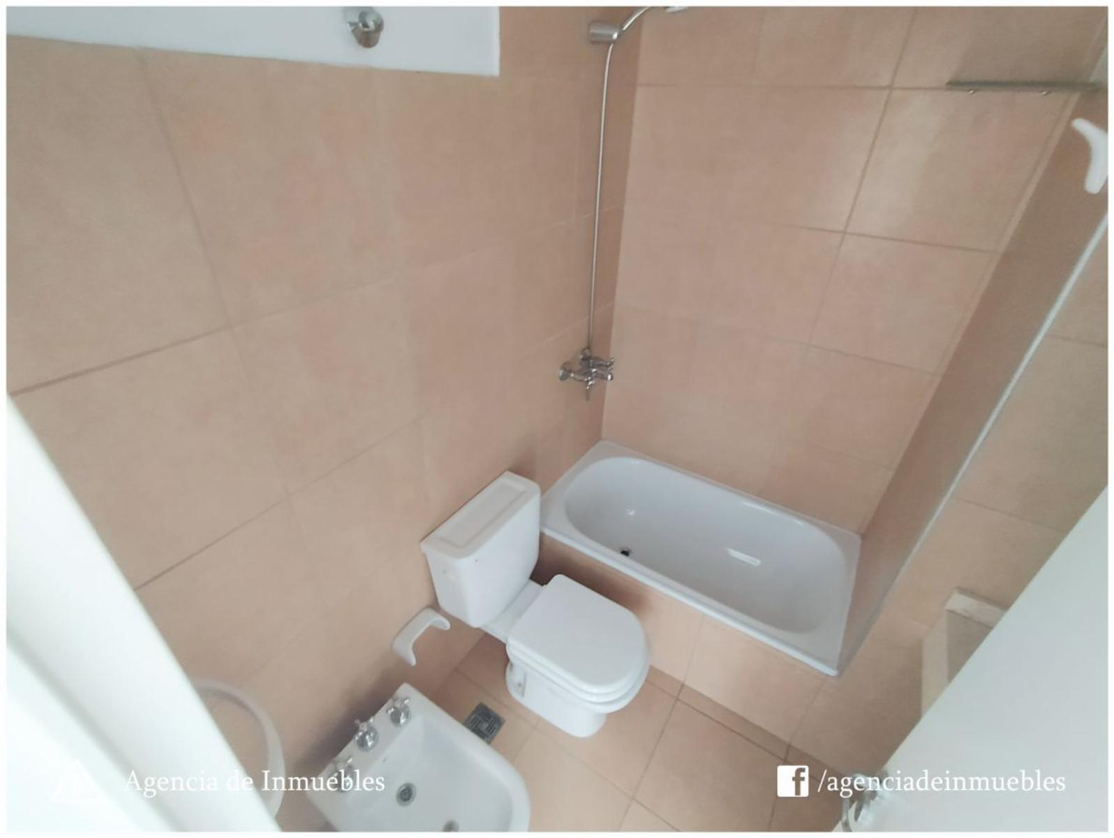 VENDE: Departamento 1 Dormitorio / Complejo Torres H / con posibilidad de Cochera — foto 6
