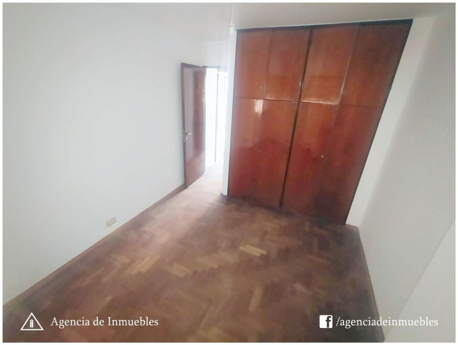 VENDE: Departamento2 Dormitorios/ Pasaje Eugenio Garzón - Nueva Córdoba / Zona Patio Olmos — foto 8