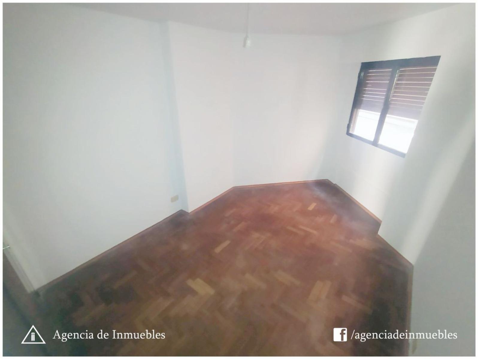 VENDE: Departamento2 Dormitorios/ Pasaje Eugenio Garzón - Nueva Córdoba / Zona Patio Olmos — foto 9