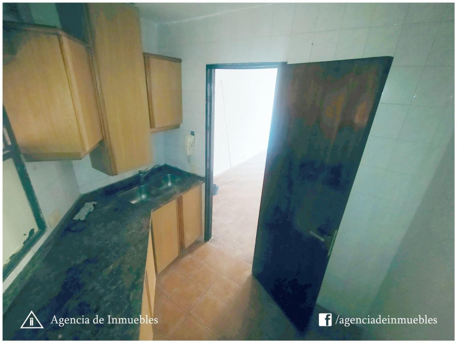 VENDE: Departamento2 Dormitorios/ Pasaje Eugenio Garzón - Nueva Córdoba / Zona Patio Olmos — foto 12