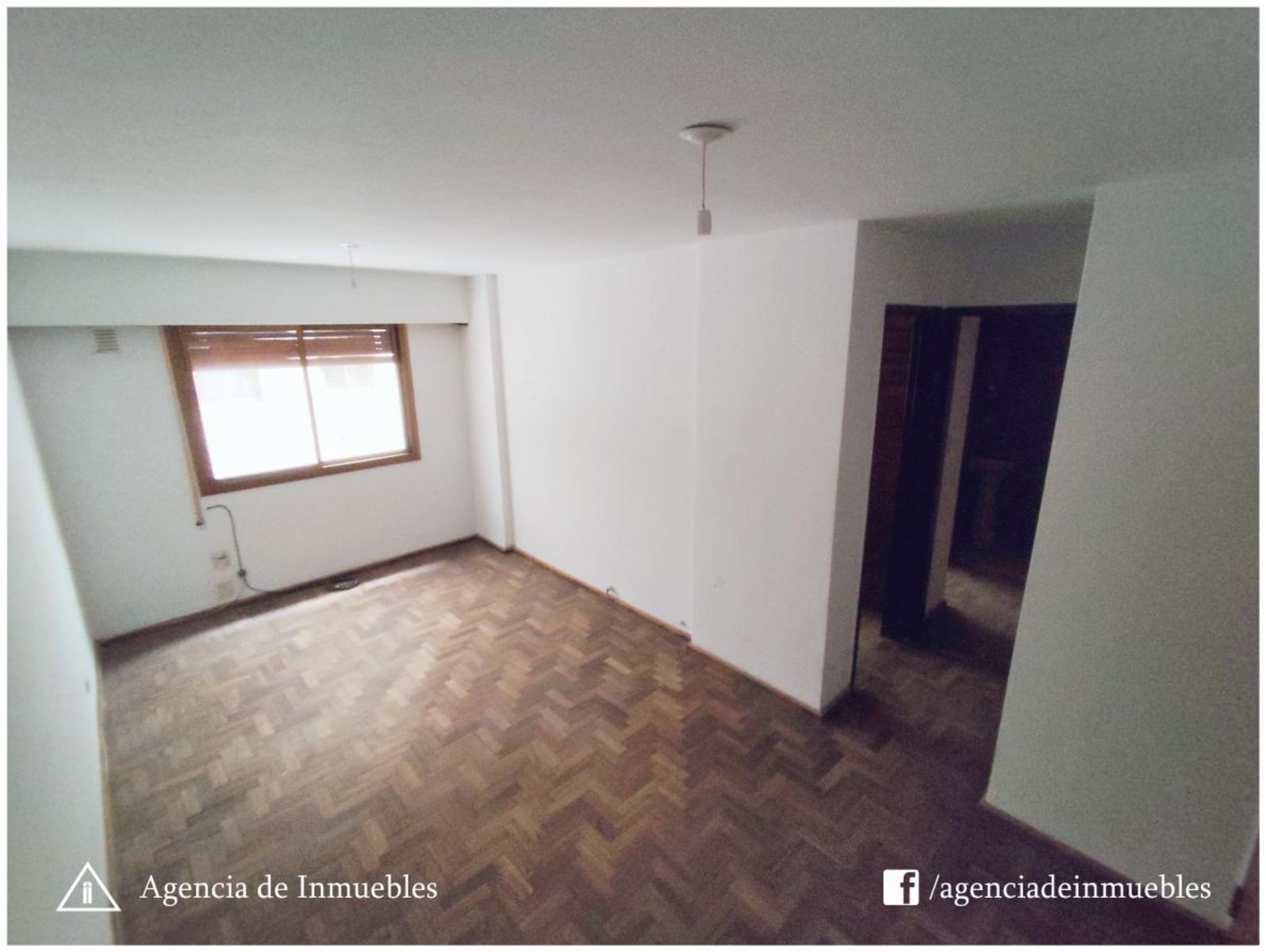 VENDE: Departamento 1 Dormitorio / Colon 150 - B° Centro / Oportunidad — foto 3