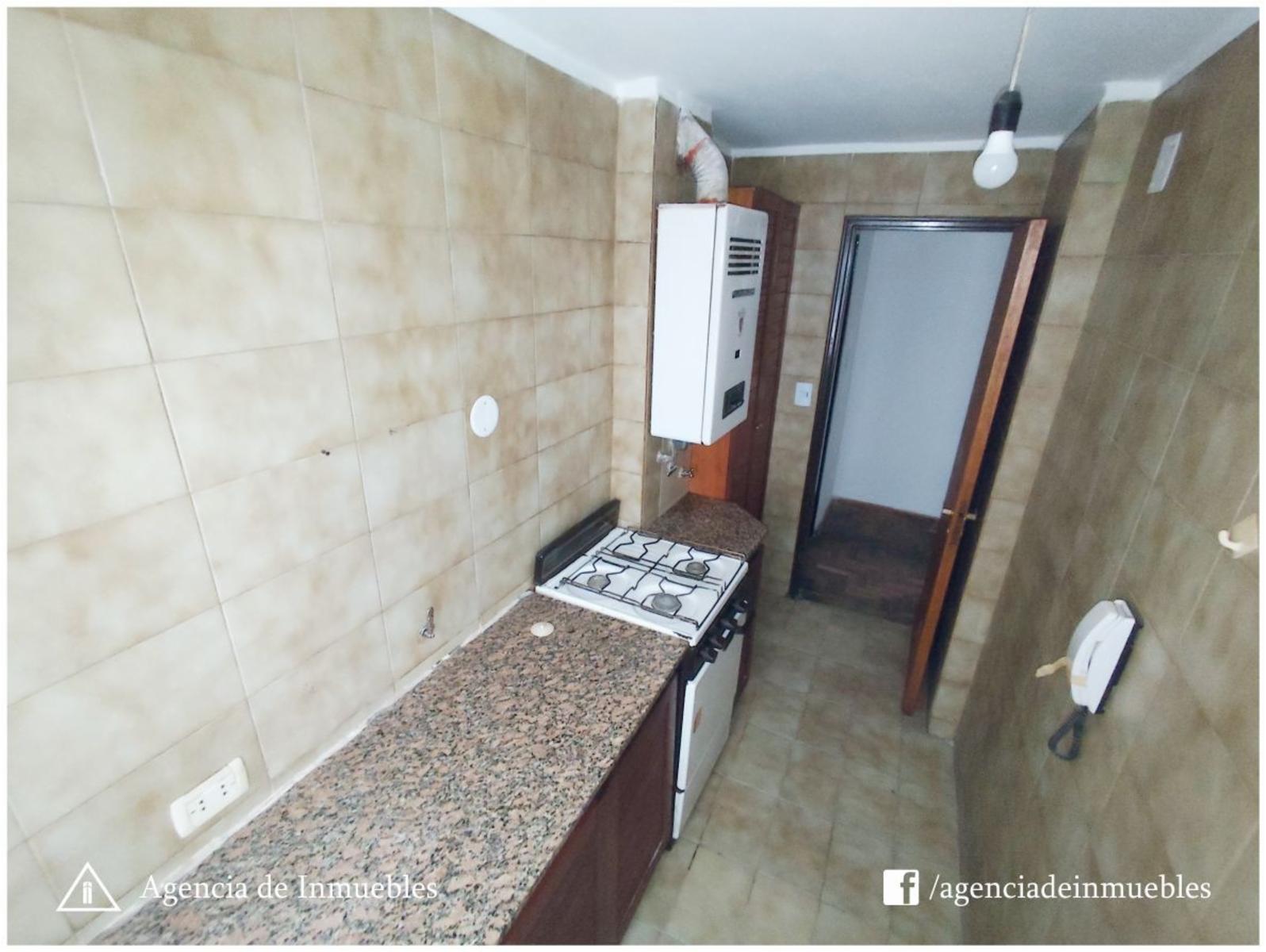 VENDE: Departamento 1 Dormitorio / Colon 150 - B° Centro / Oportunidad — foto 6