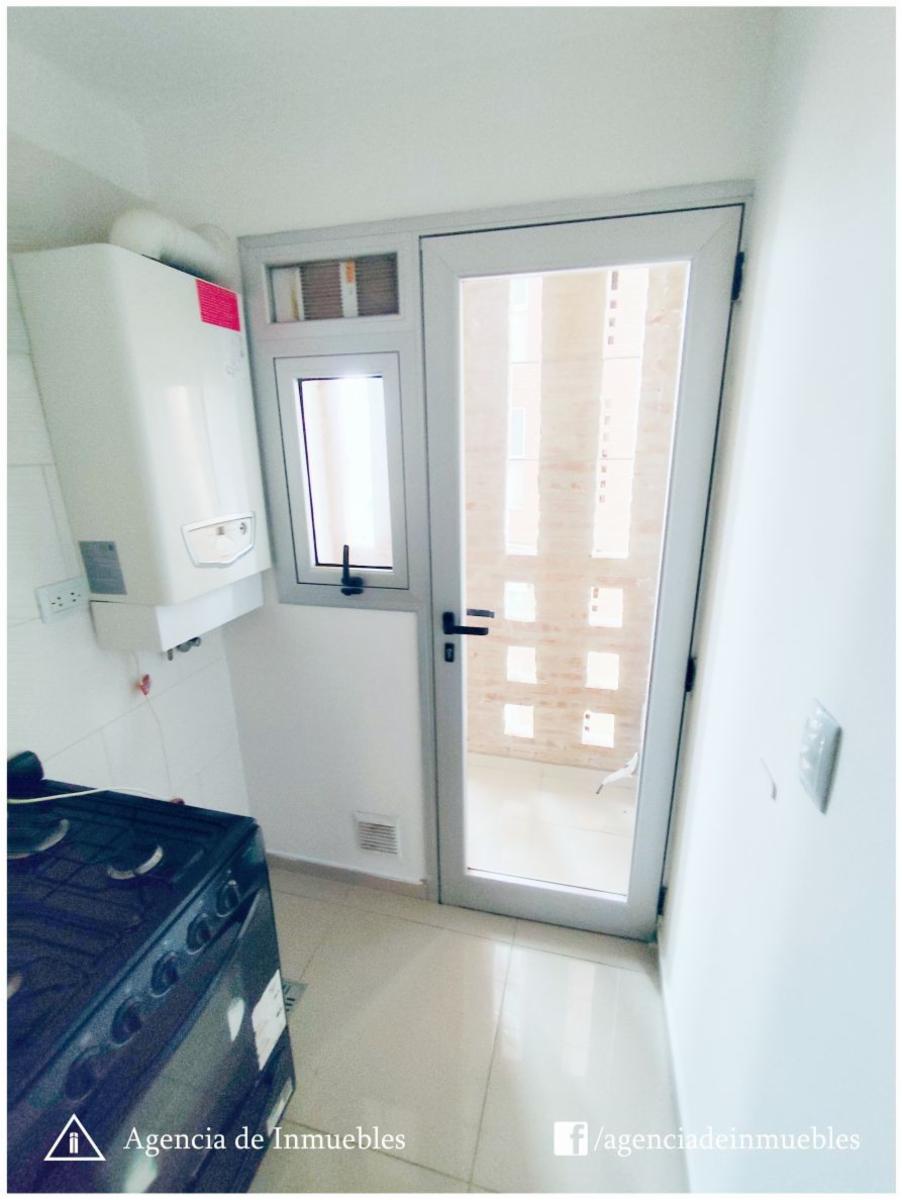 VENDE: Dpto 1 Dormitorio / Complejo Torres H / A metros de Nueva Córdoba — foto 10