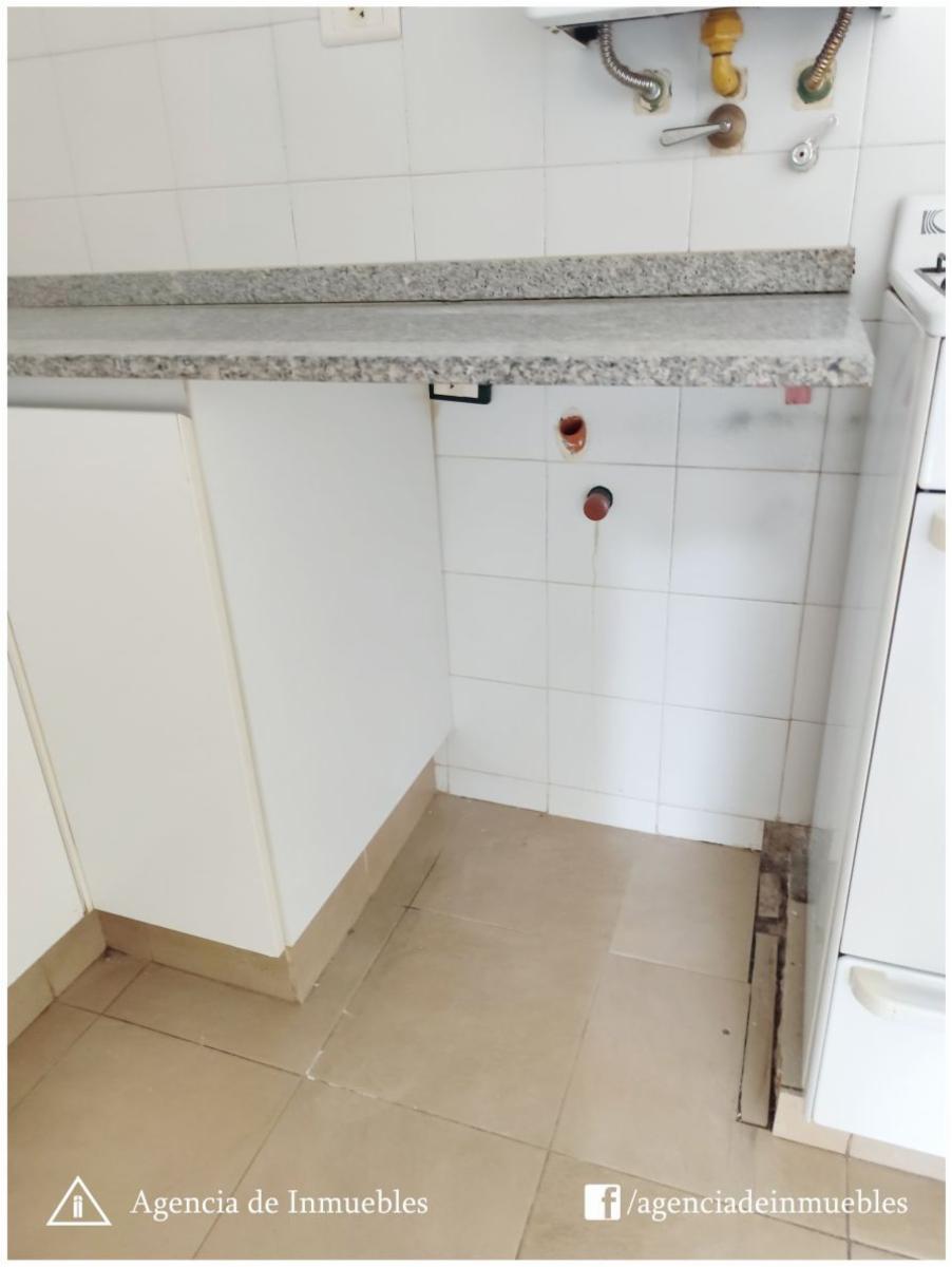 ALQUILA: Dpto 1 Dormitorio, Externo con Balcón / B° General Paz - 11