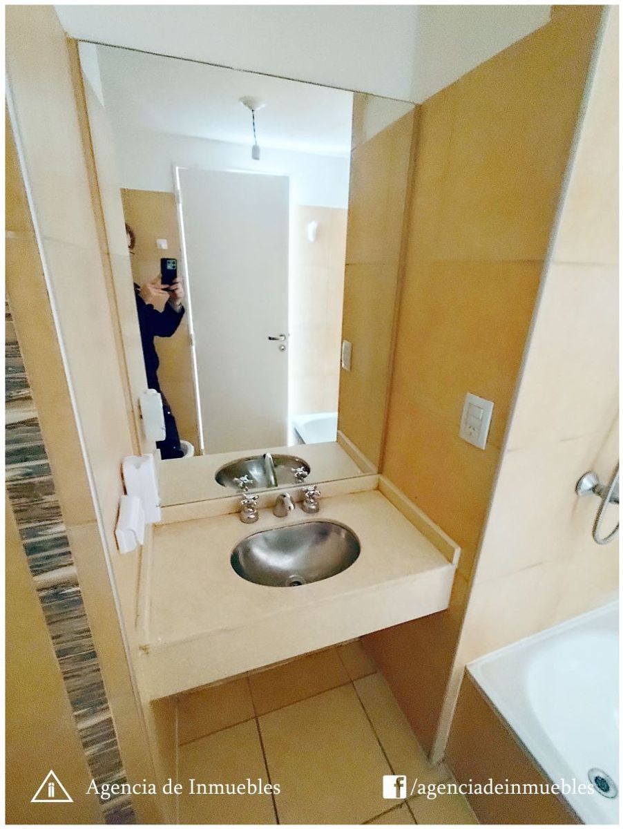 ALQUILA: Departamento 1 Dormitorio / Complejo Cerrado Torres H - 9