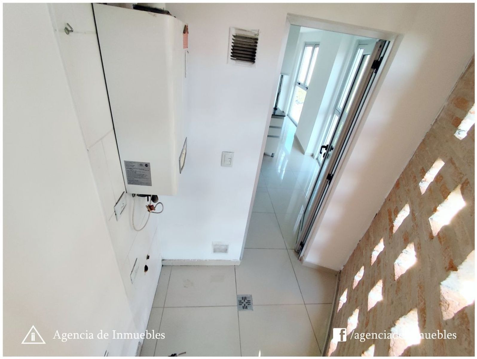 ALQUILA: Departamento 1 Dormitorio / Complejo Cerrado Torres H - 10