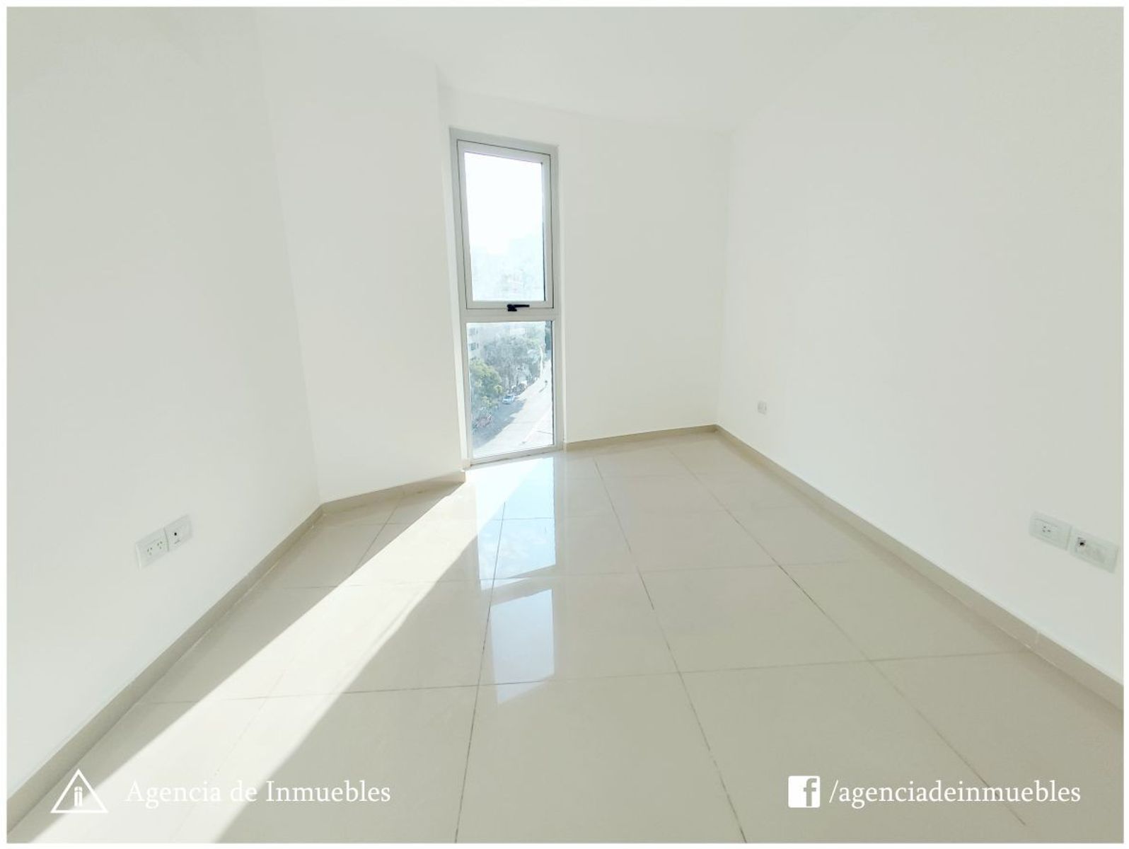 ALQUILA: Departamento 1 Dormitorio / Complejo Cerrado Torres H - 15