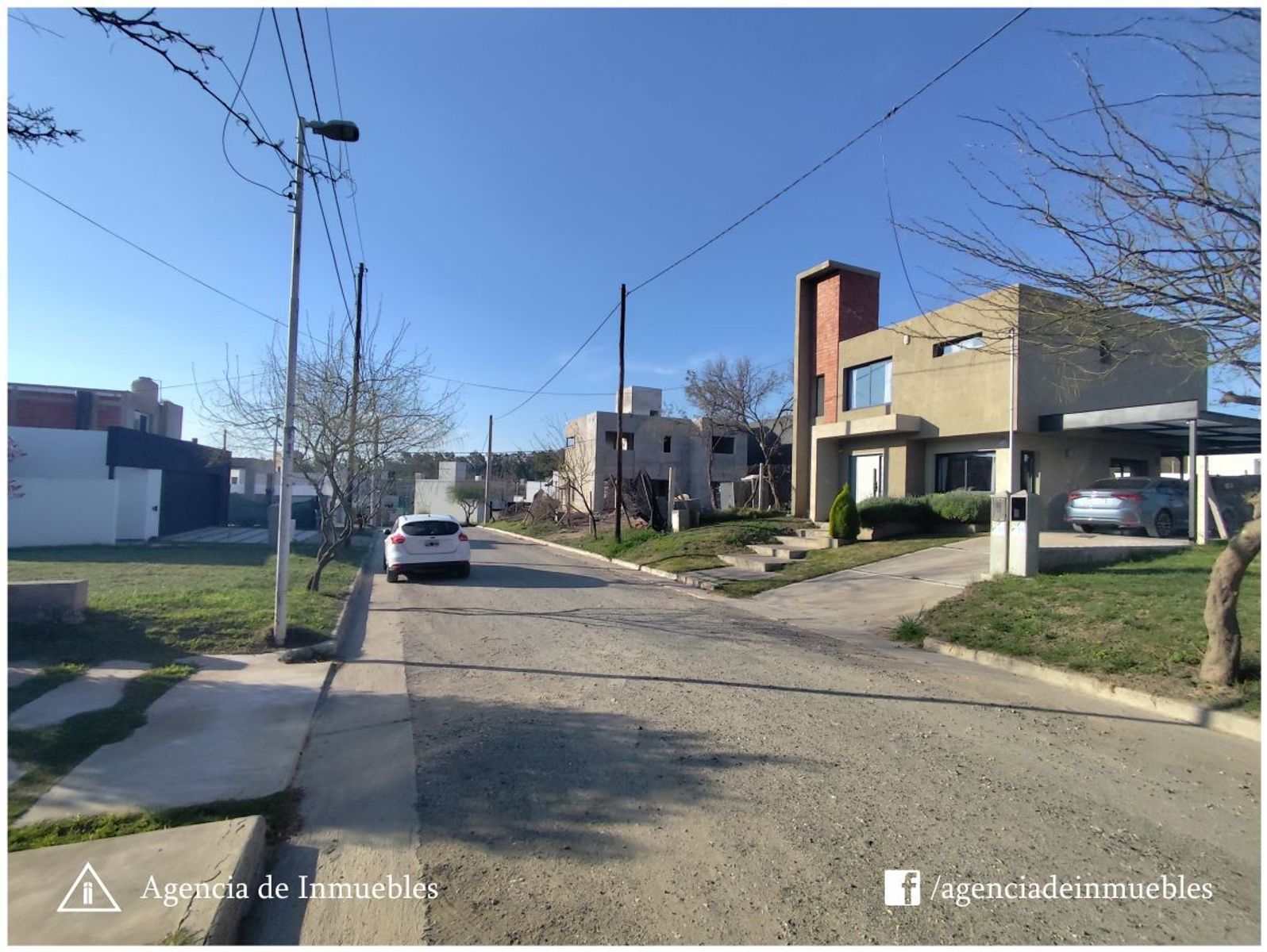 VENDE: Lote en Primera Etapa de Barrio Tejas 4 /350 m2 / Cancelado — foto 3