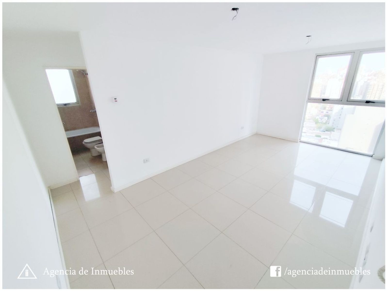 ALQUILA: Dpto 1 Dormitorio, Cocina Separada/ Complejo Torres H - 2