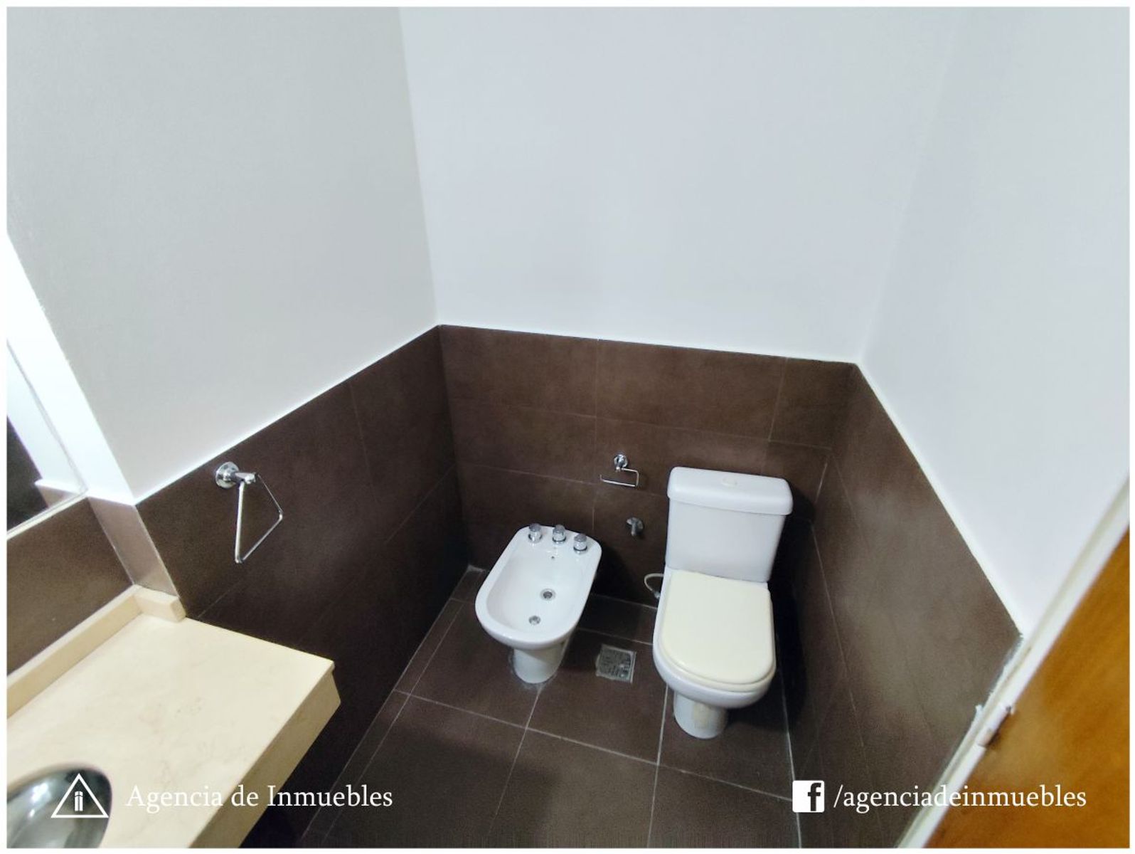 VENDE: Departamento SEMIPISO 2 Dormitorios, 2 Baños, 2 Balcones/ Nueva Cordoba - 16