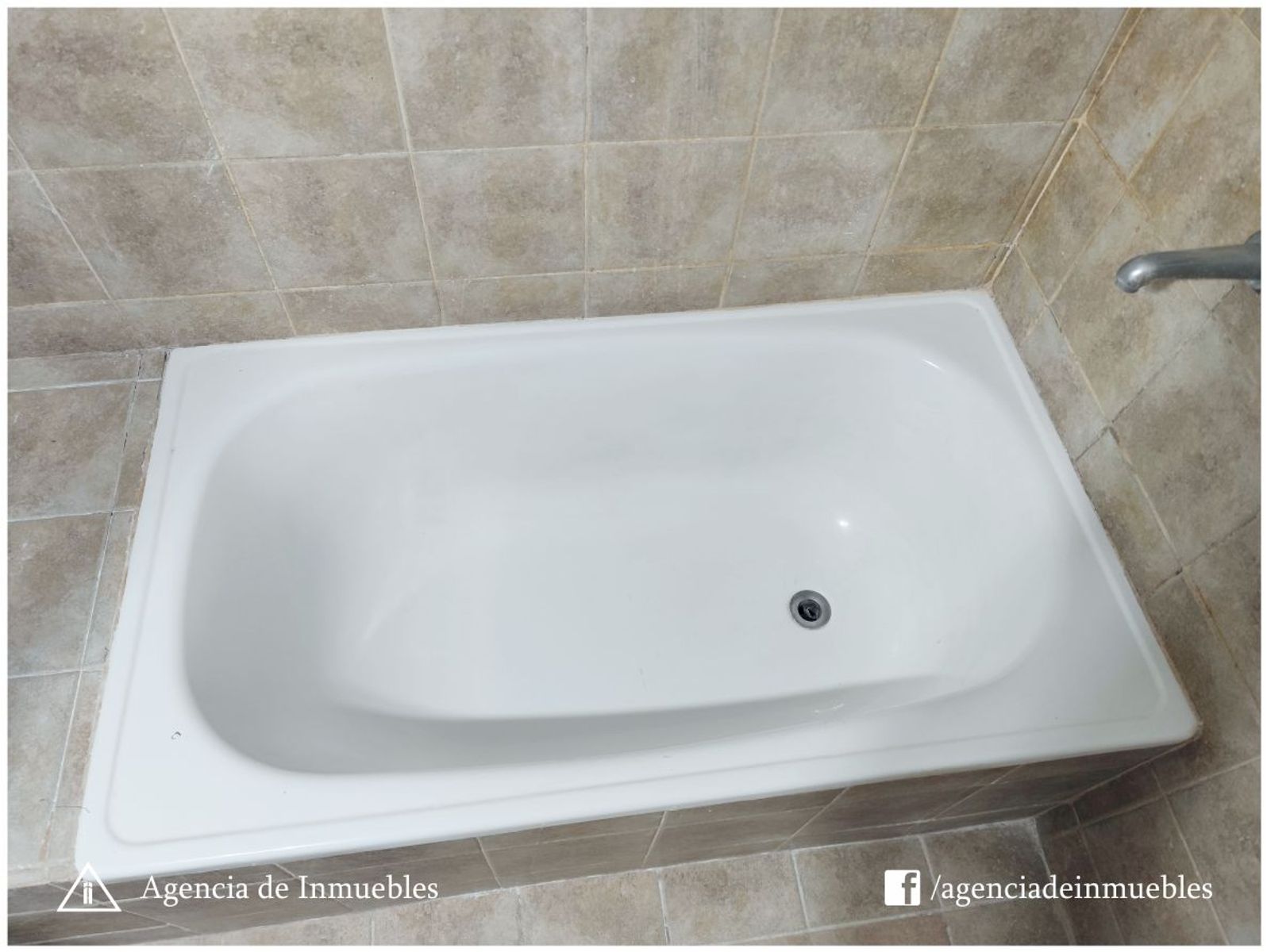 VENDE: Departamento SEMIPISO 2 Dormitorios, 2 Baños, 2 Balcones/ Nueva Cordoba - 28