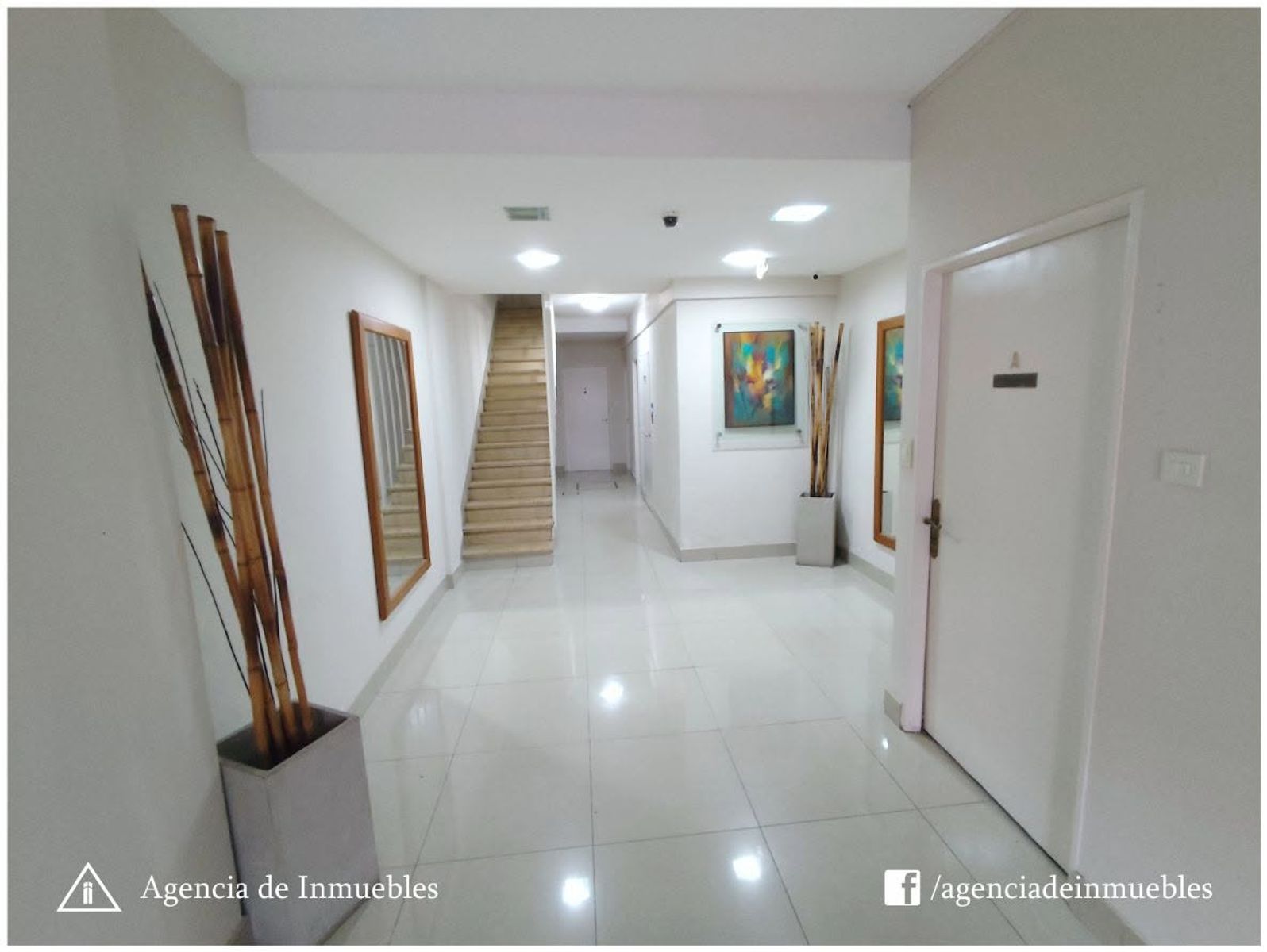 ALQUILA: Dpto Semipiso 2 Dormitorios + Hab. de Servicio / B° ALBERDI - 34