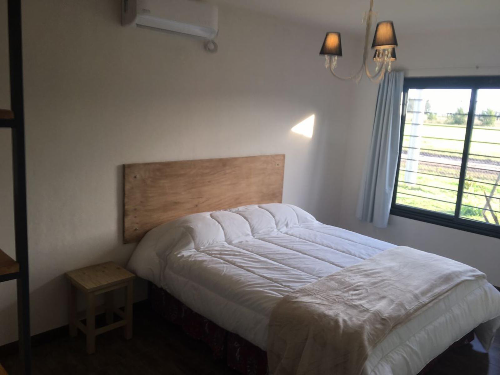 Casa de 2 dormitorios - Alquiler temporario - Funes — foto 2