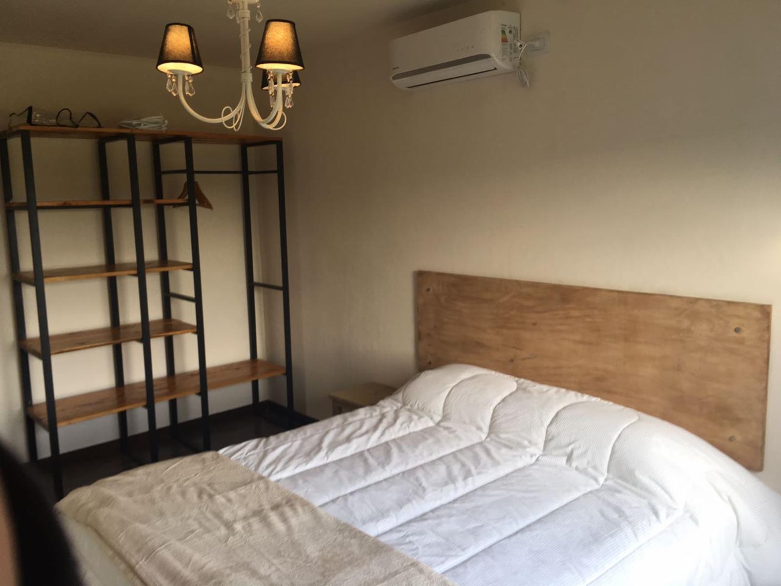 Casa de 2 dormitorios - Alquiler temporario - Funes — foto 12