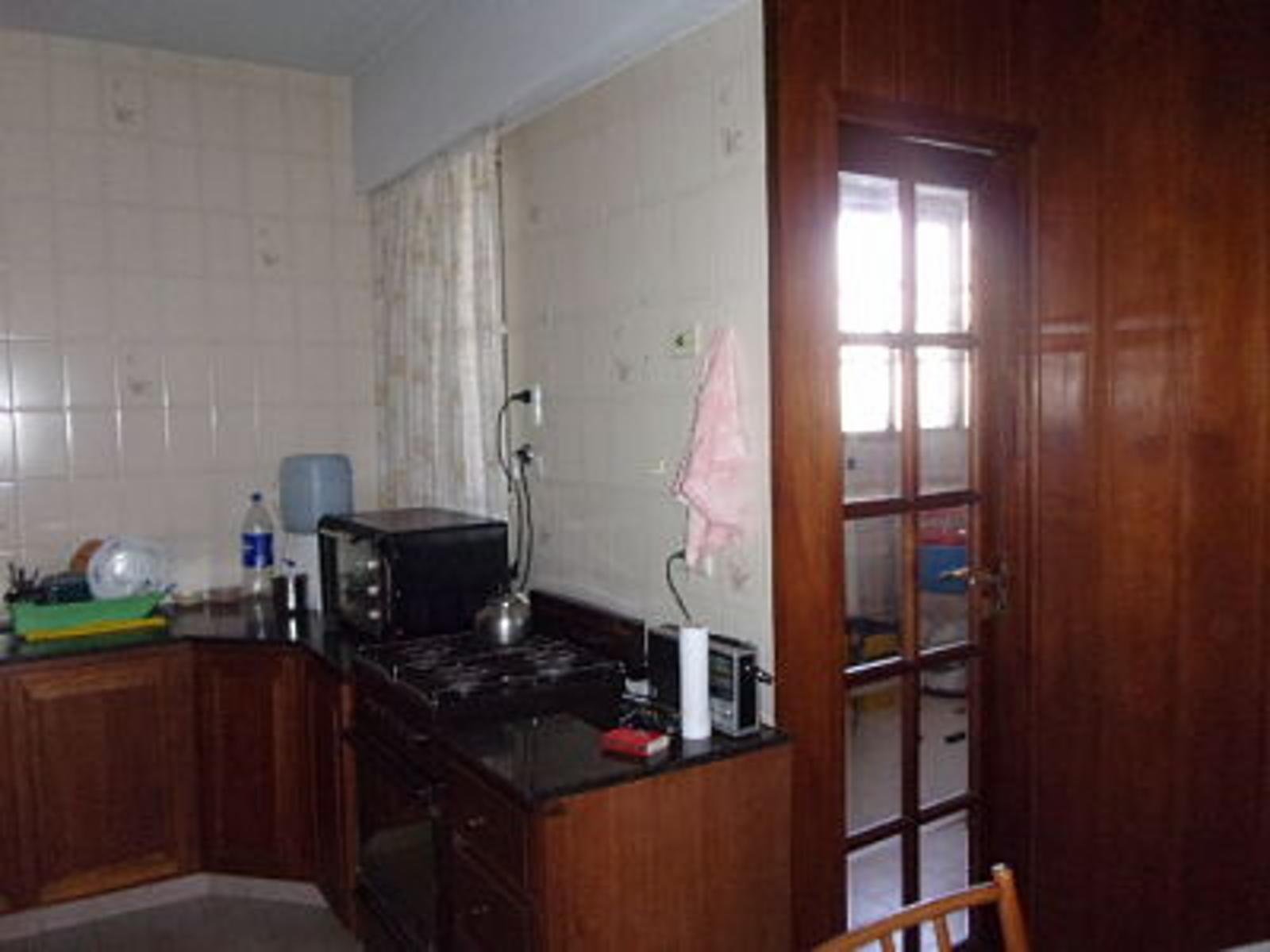 Amplio y Luminoso Semipiso 2/3 Dormitorios Céntrico Excelente Ubicación — foto 5
