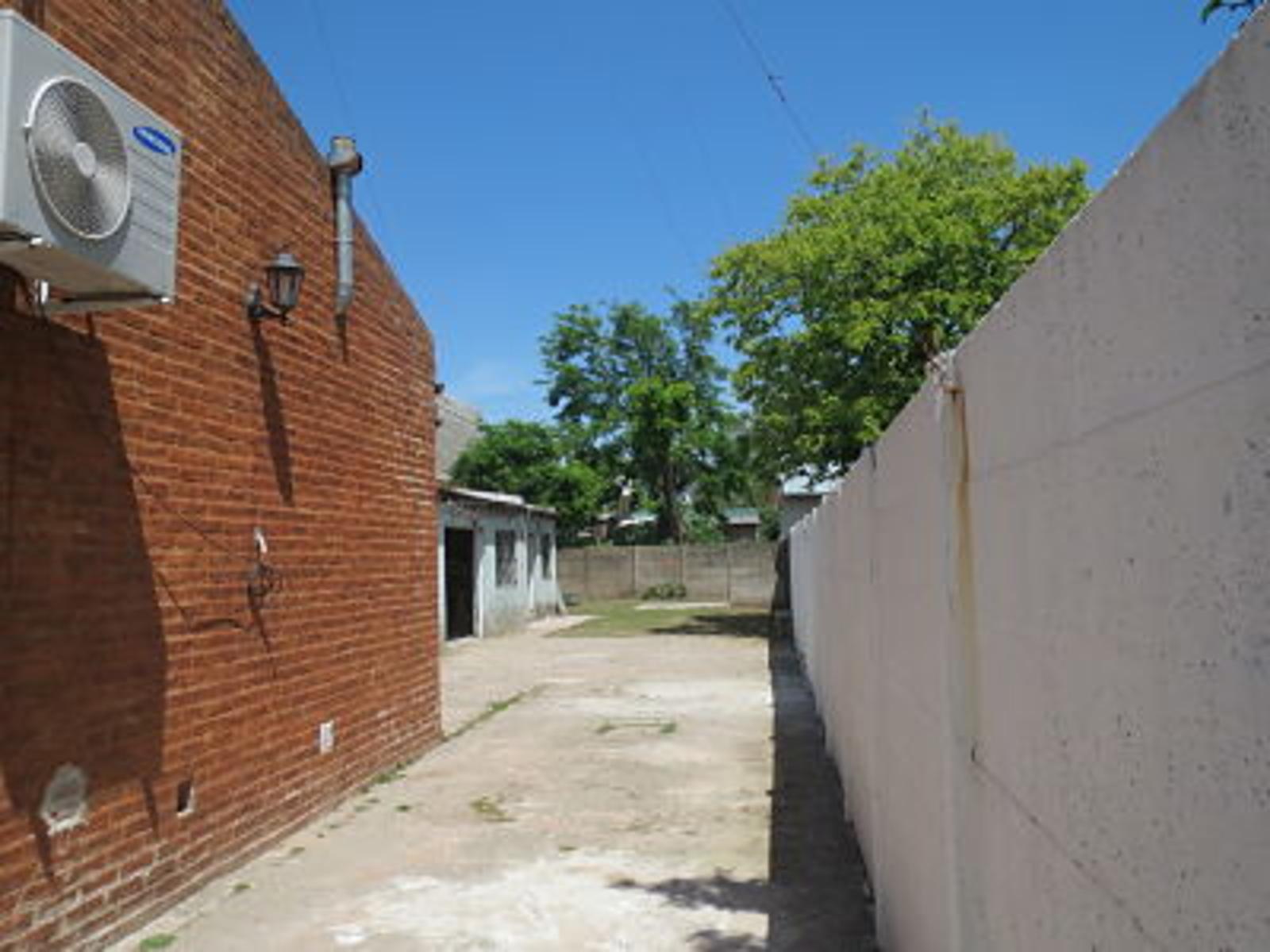 Retasada Barrio Villa del Plata - Varela - Moderna Apta Escriturar — foto 12