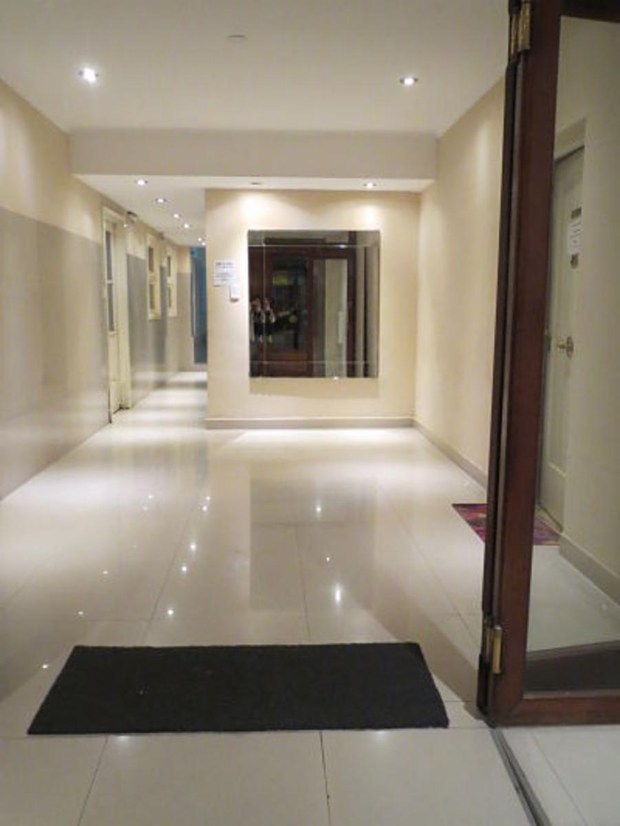 Excelente Ubicación Casino Plaza Colon Ideal Vivir o Invertir Opción Cochera — foto 4