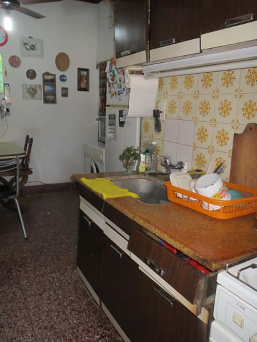 Casa Varela Excelente Terreno y Ubicación Planos y Escritura — foto 3