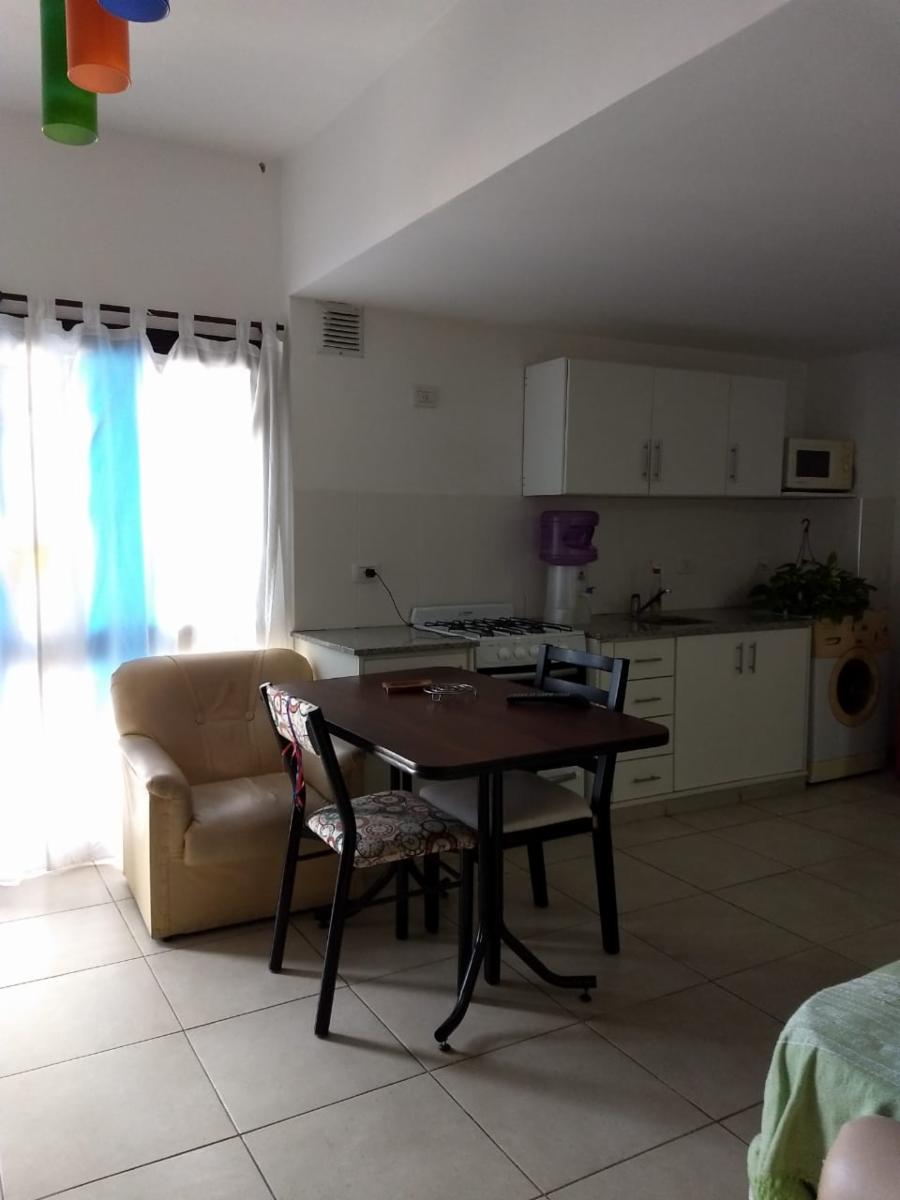 Dpto. Berazategui Céntrico Luminoso Amplia vista Financiación — foto 5