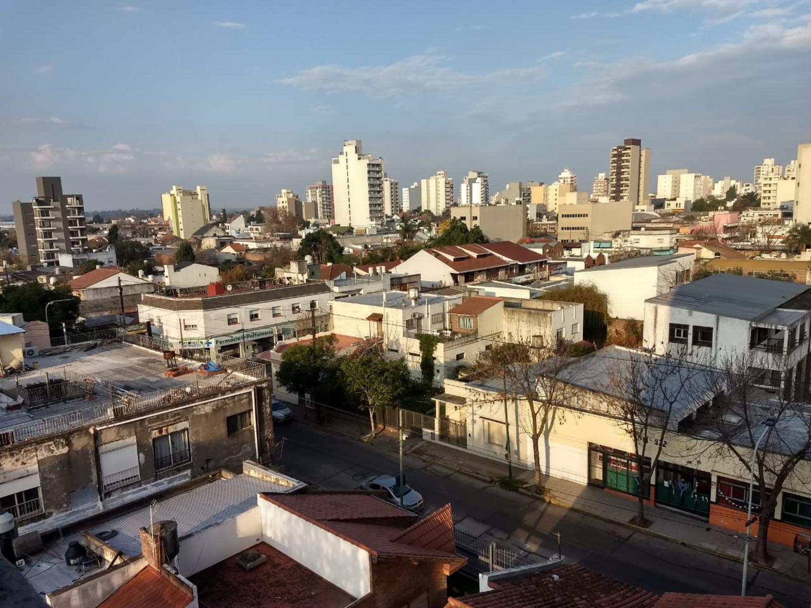Dpto. Berazategui Céntrico Luminoso Amplia vista Financiación — foto 10