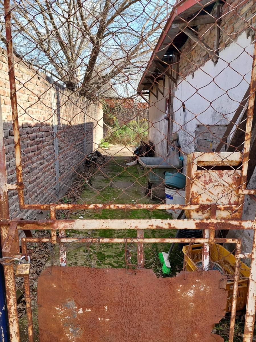 A valor de terreno casa a refaccionar Oportunidad — foto 2