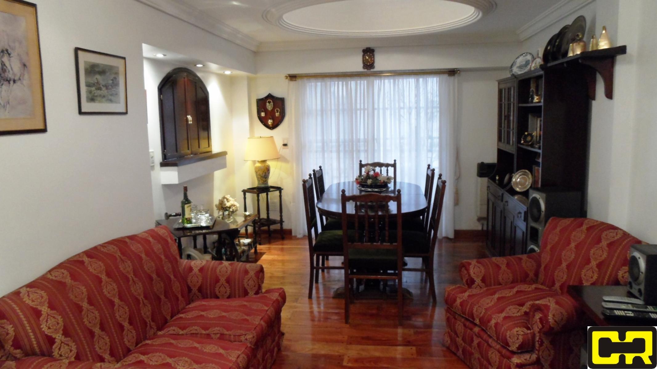 Magnifico piso de 5 ambientes con cochera cubierta y cuatro baños. — foto 5