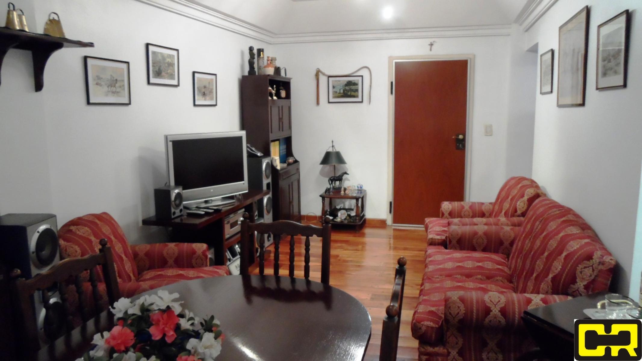 Magnifico piso de 5 ambientes con cochera cubierta y cuatro baños. — foto 7