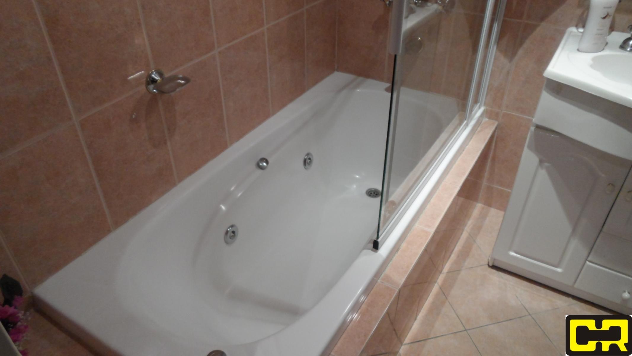 Magnifico piso de 5 ambientes con cochera cubierta y cuatro baños. — foto 15