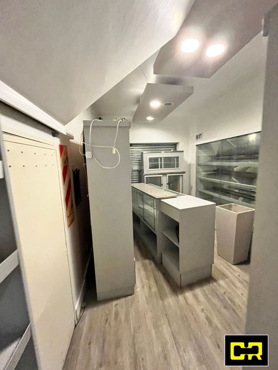 Local comercial con vivienda. Son 515m2 totales. — foto 2