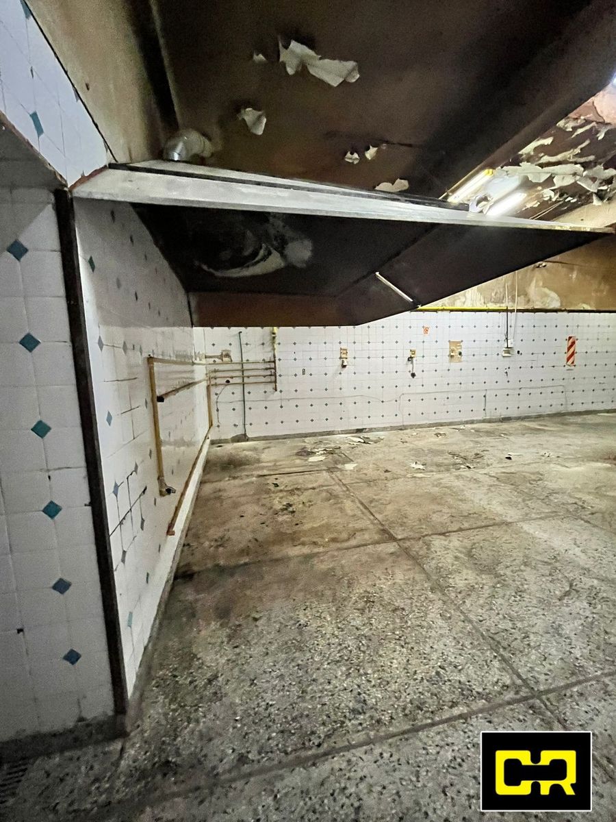 Local comercial con vivienda. Son 515m2 totales. — foto 3