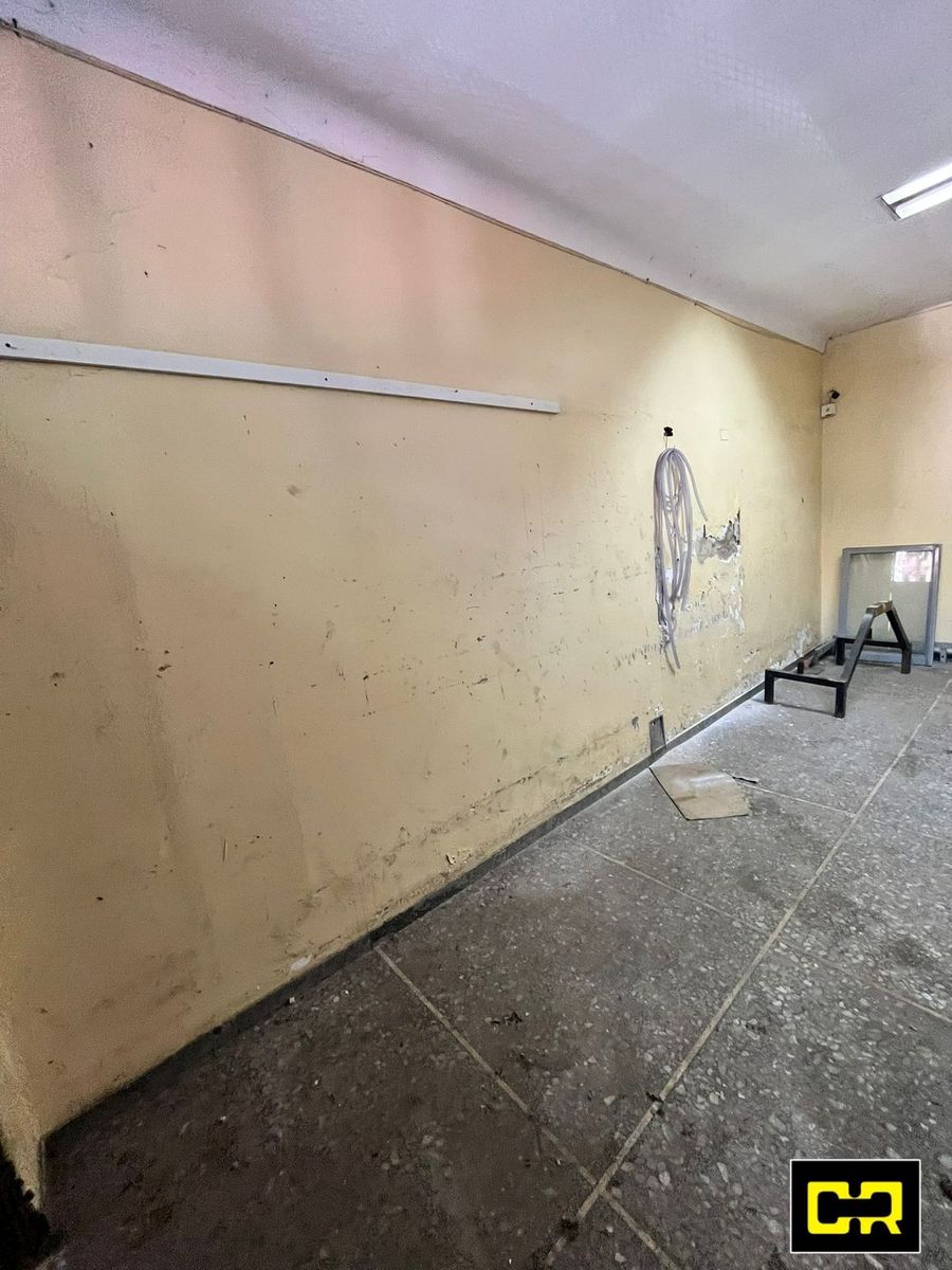 Local comercial con vivienda. Son 515m2 totales. — foto 7