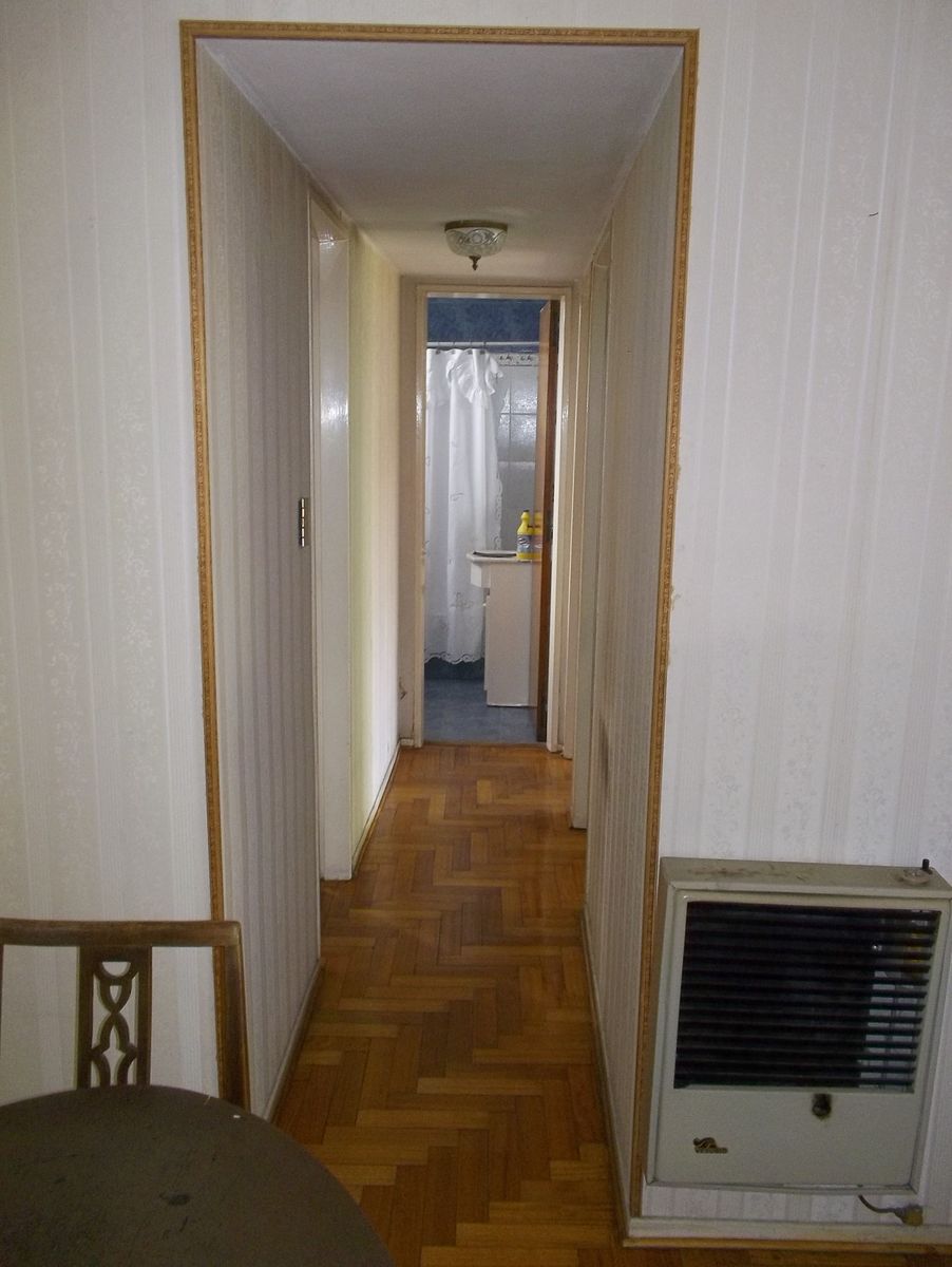 Departamento 3 ambientes modernizado contrafrente con balcon. - 6