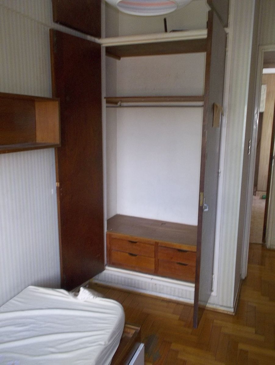 Departamento 3 ambientes modernizado contrafrente con balcon. - 14