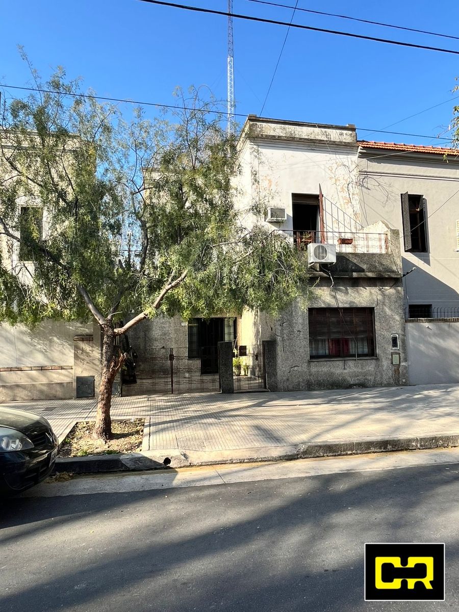 Muy linda casa lote propio de 3 ambientes. - 4