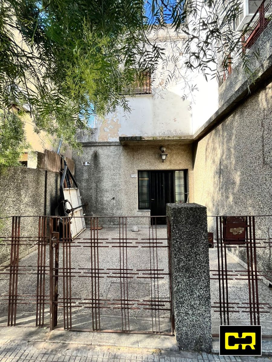 Muy linda casa lote propio de 3 ambientes. - 7