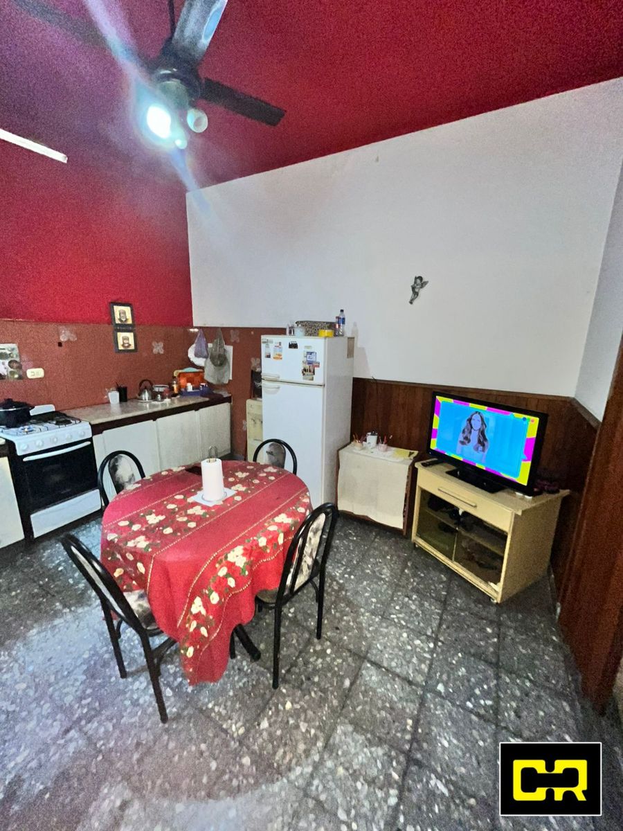 Muy linda casa lote propio de 3 ambientes. - 11