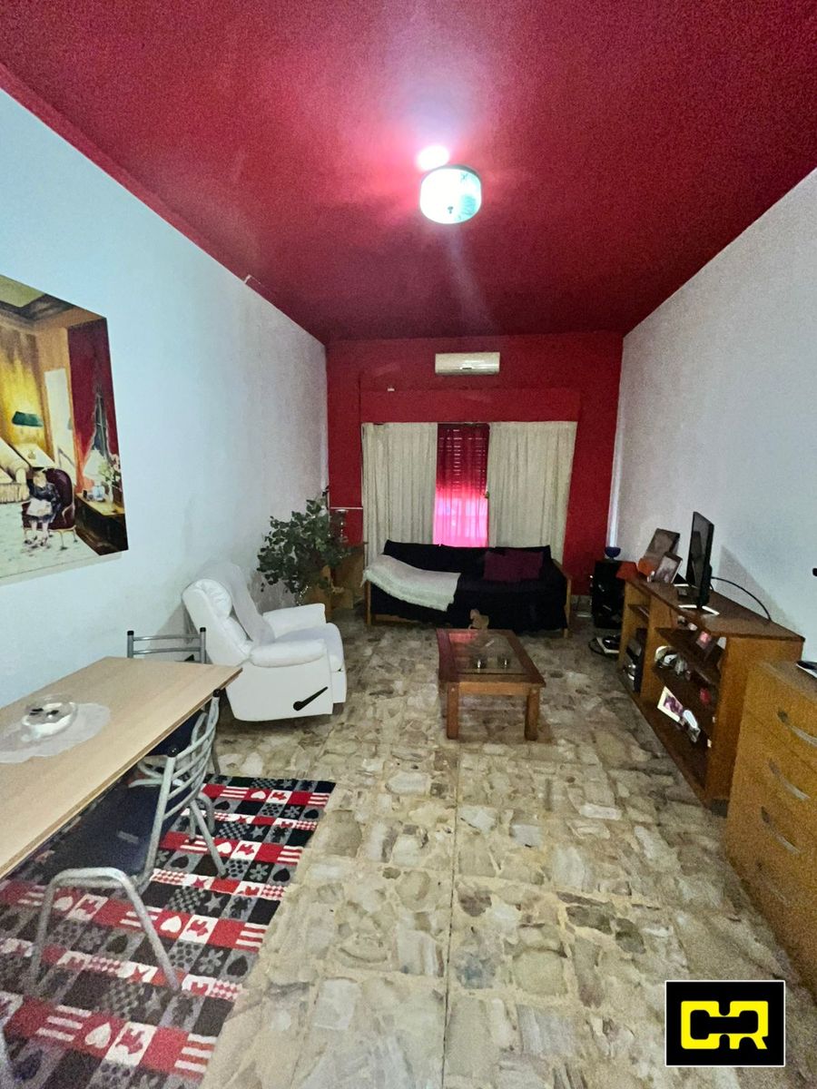 Muy linda casa lote propio de 3 ambientes. - 40