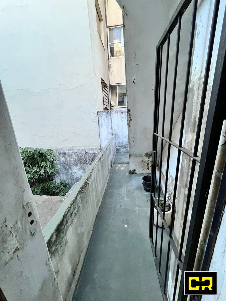 Imponente Casa en Lote Propio con Terraza y Quincho. - 39