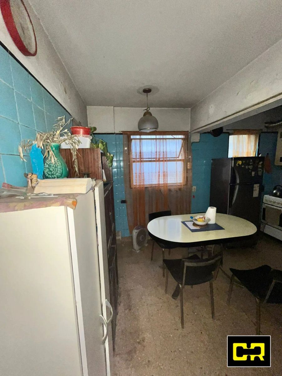 Semipiso 4 ambientes con balcones al frente. - 23