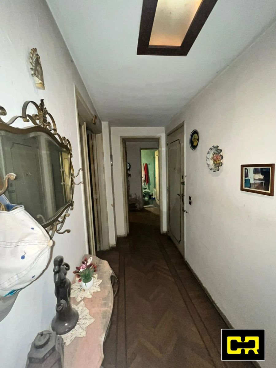 Semipiso 4 ambientes con balcones al frente. - 24
